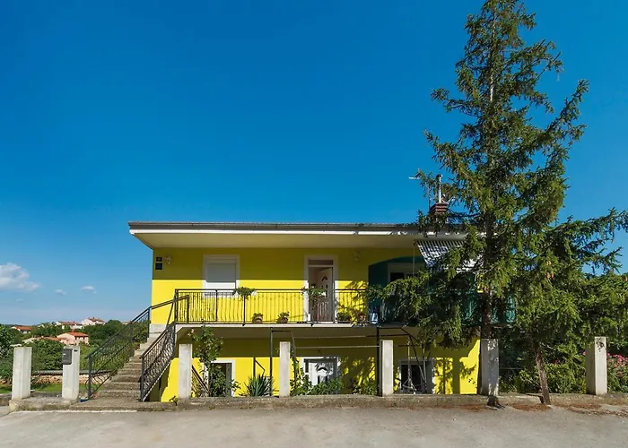 Floral Διαμέρισμα *