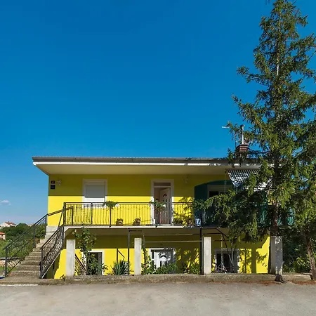 Floral Apartman *