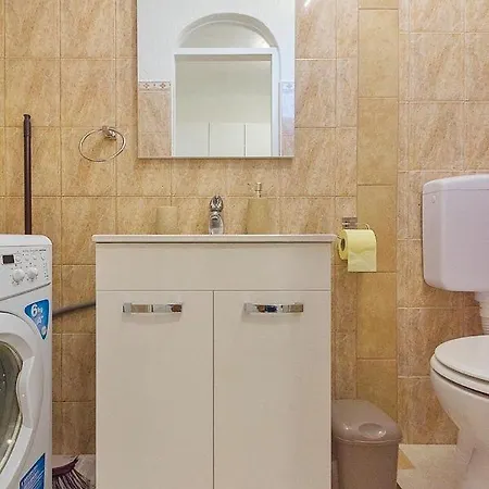 Апартаменты Floral Пула