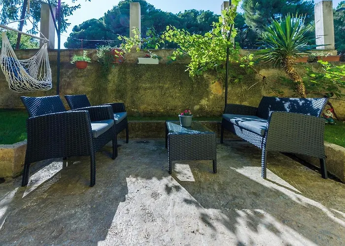 Floral Apartman Pula