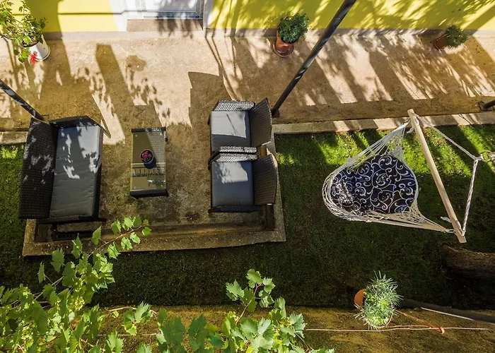 Floral Apartman Pula